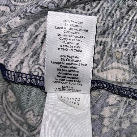 NWT LuLaRoe Iris - Medium Simply Comfortable Short Sleeve Top - Picture 5 of 11